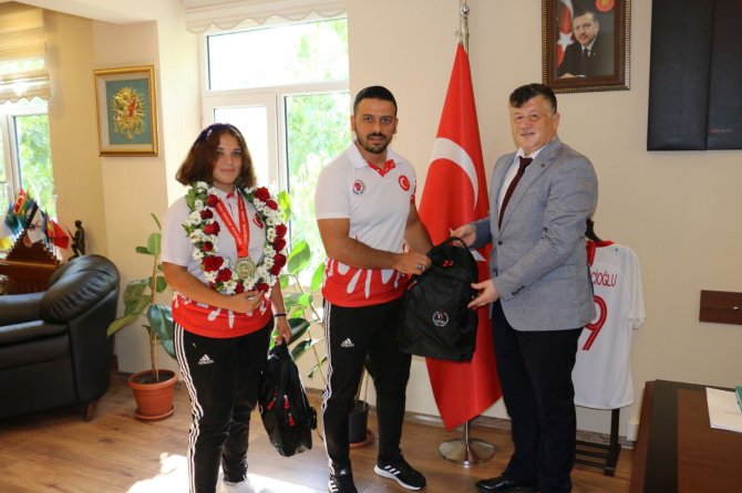 Demir Yumruk Fatma, Aydın’da Coşkuyla Karşılandı