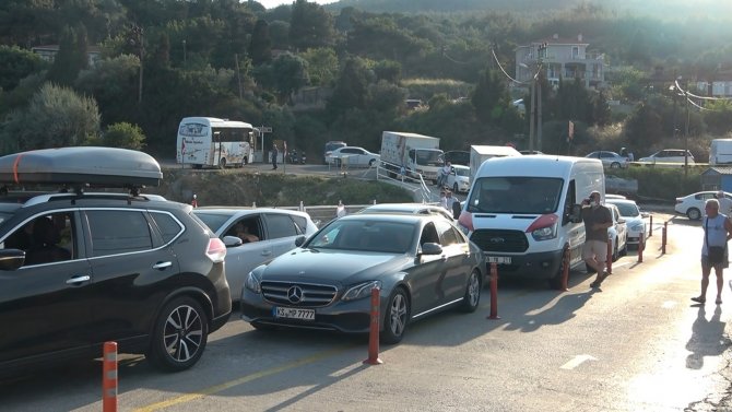 Tatilcilerin Çileli Yolculuğu Başladı