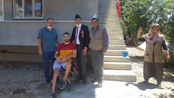İ̇dlib Gazisi 7 Ay Sonra Baba Ocağına Döndü