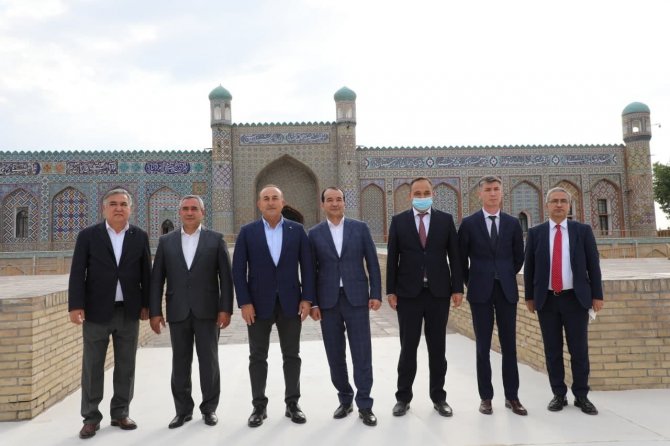 Çavuşoğlu, Türk Dünyası Turizm Başkenti Kokand’ı Ziyaret Etti