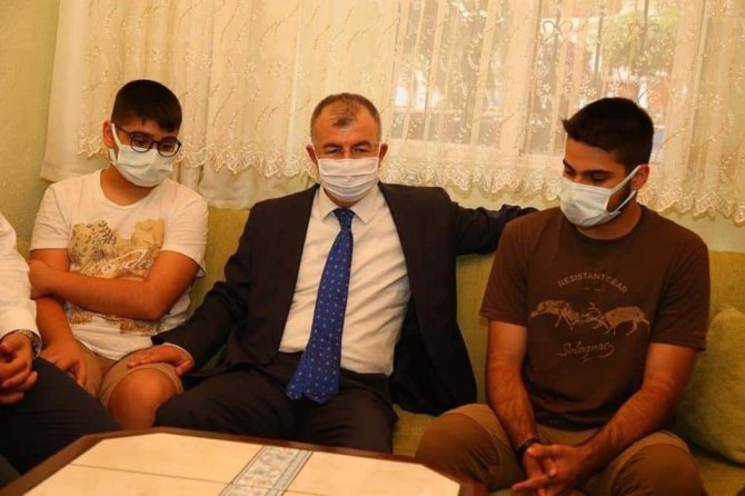 Vali Yılmaz Doruk’tan 15 Temmuz Şehidinin Ailesine Ziyaret