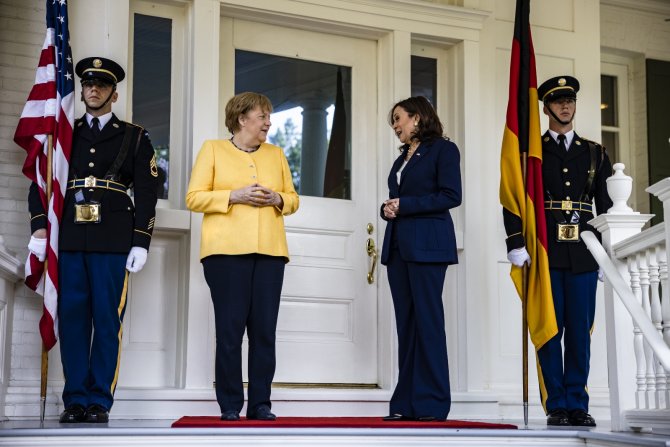 Almanya Başbakanı Merkel, Abd Başkan Yardımcısı Harris İle Bir Araya Geldi