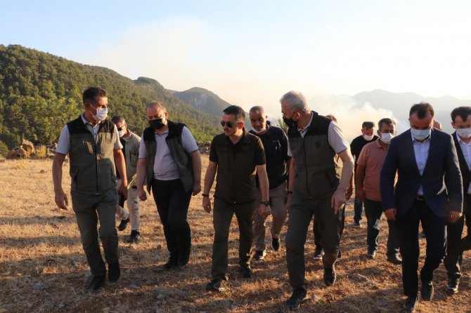 Bakan Pekdemirli: "Bugün Çıkan 20 Yangının 18’i Kontrol Altına Alındı"