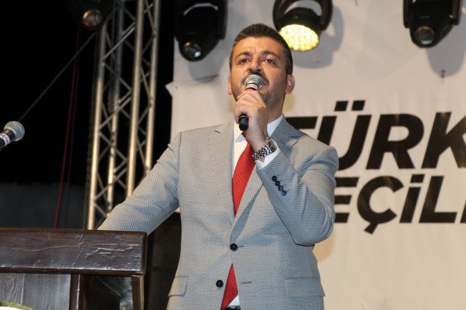 Ürgüp’te Esat Kabaklı, Kahramanlık Türküleri Söyledi