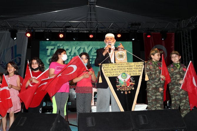 89 Yaşındaki Cemal Dede Darbe Heveslilerine Gözdağı Verdi