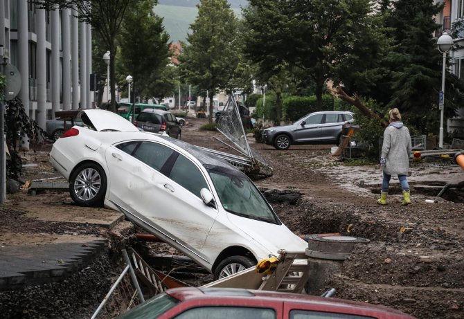 Kuzey Ren Vestfalya Başbakanı Laschet: 