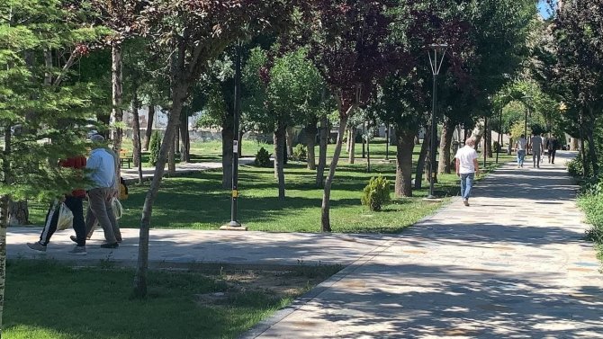 Çorum’da Termometreler 40 Dereceyi Gösterdi