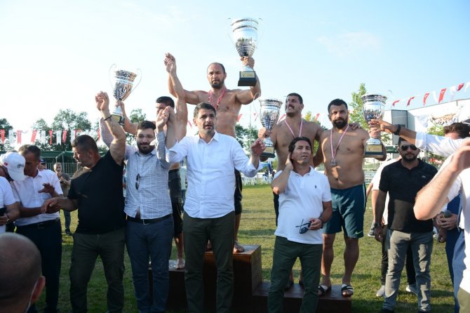 Ali Gürbüz’den Bir Haftada İkinci Başpehlivanlık