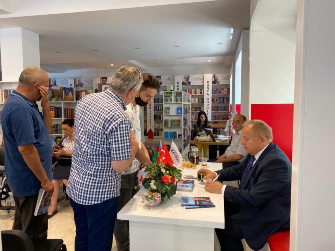 Eski Büyükelçi Kılıç’tan Karabağ’da Şehit Ve Gazi Ailelerine Anlamlı Yardım