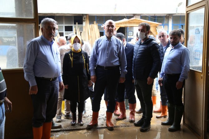 İ̇çişleri Bakanı Süleyman Soylu Selden Etkilenen Artvin’in Murgul İlçesinde İncelemelerde Bulundu