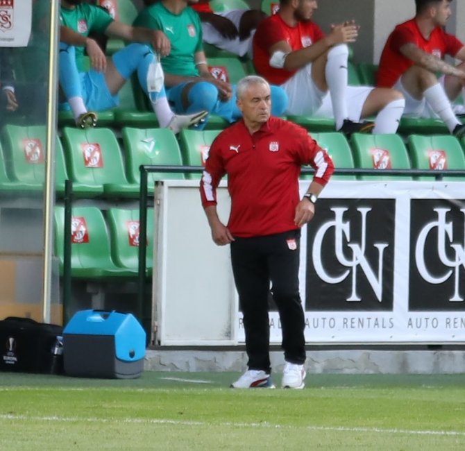 Avrupa Konfederasyon Ligi: Petrocub: 0 - Sivasspor: 1 (İ̇lk Yarı)
