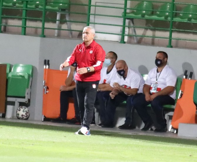 Uefa Avrupa Konferans Ligi: Petrocub: 0 - Sivasspor: 1 (Maç Sonucu)