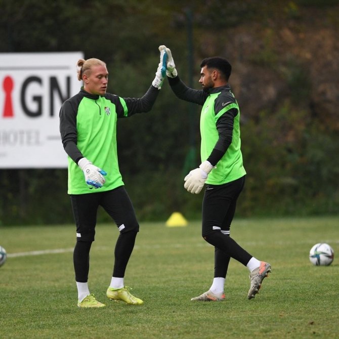 Bursaspor, Bolu Kampının İlk Antrenmanını Gerçekleştirdi