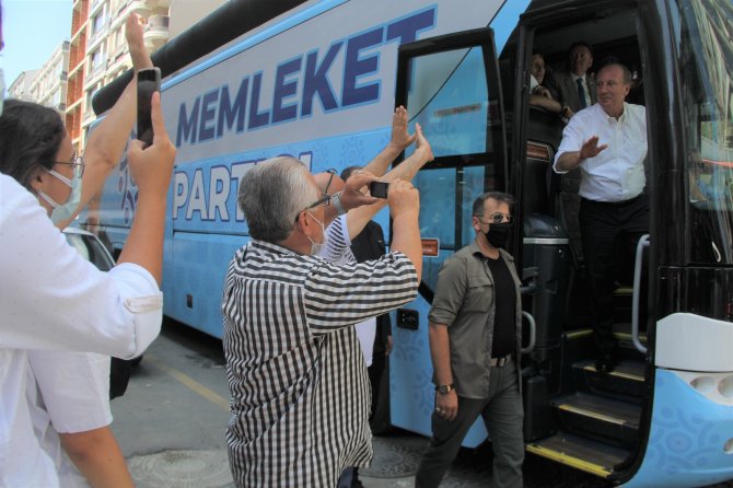 Muharrem İ̇nce’den : "Kerhen Chp’ye Oy Vereceğine Gel Memleket Partisi’ne Oy Ver”
