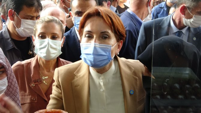 Van’da Akşener’e “Trafik Sıkıştı, Gidin” İsyanı
