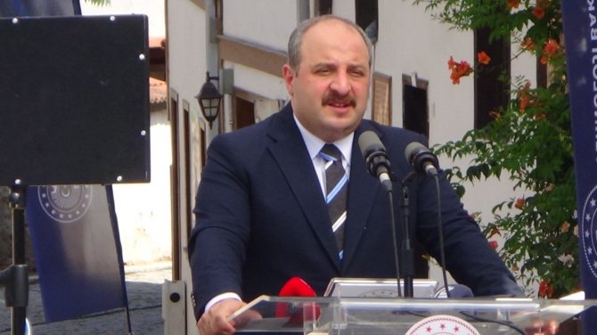 Bakan Varank, Türkiye’nin Mayıs Ayı Toplam Çalışan Sayısını Açıkladı
