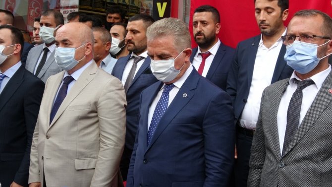 İsmet Büyükataman: "Türkiye’nin Dört Bir Yanında Çıkarılan Yangınlar Yüreğimizi Kavuruyor"