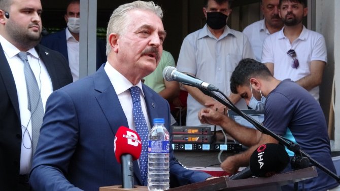 İsmet Büyükataman: "Türkiye’nin Dört Bir Yanında Çıkarılan Yangınlar Yüreğimizi Kavuruyor"