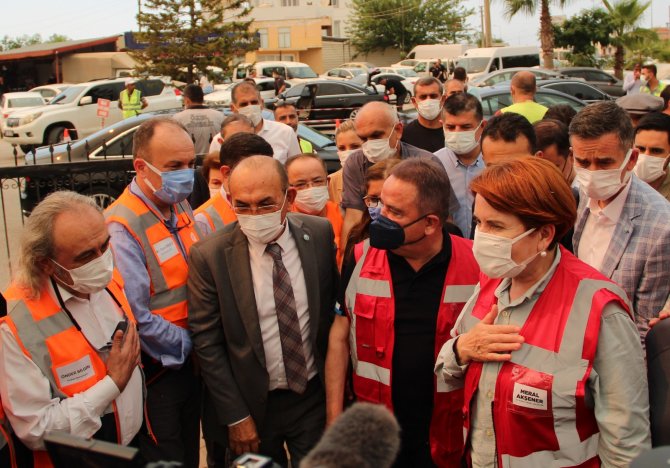 İ̇yi̇ Parti Genel Başkanı Akşener: "Terör Üyeliği İle Yargılanmalıdırlar"