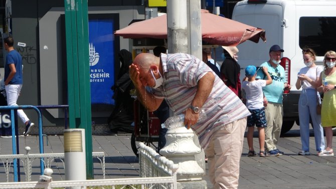 “Eyyam-ı Bahur” Sıcaklıkları Nedeniyle İ̇stanbul Kavruluyor