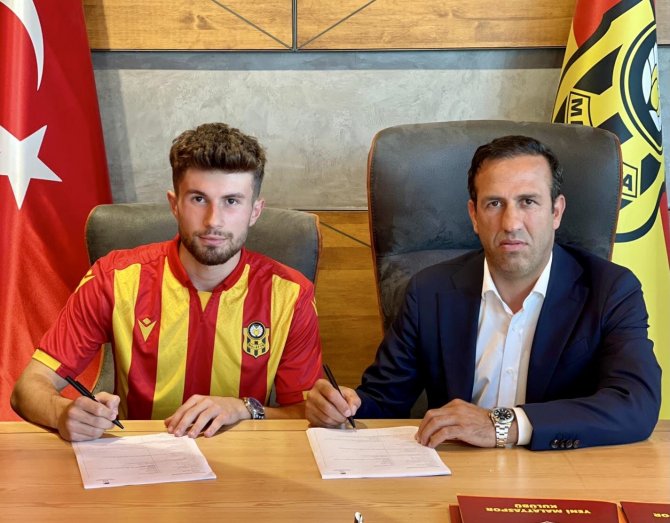 Yeni Malatyaspor, Mert Miraç Altıntaş İle Sözleşme İmzaladı