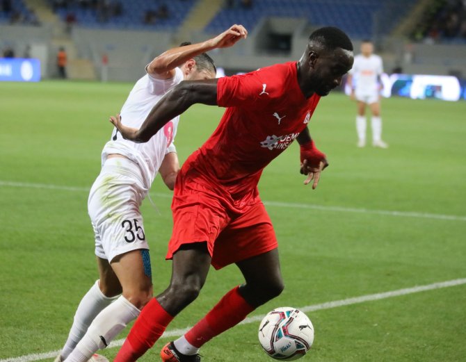 Uefa Avrupa Konferans Ligi: Dinamo Batumi: 0 - Sivasspor: 0 (İ̇lk Yarı)