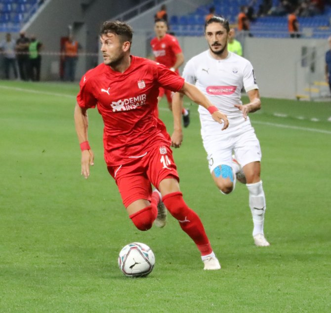 Uefa Avrupa Konferans Ligi: Dinamo Batumi: 0 - Sivasspor: 0 (İ̇lk Yarı)