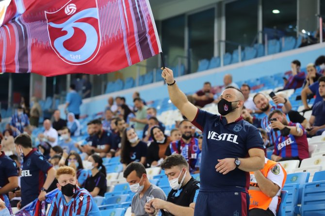 Uefa Konferans Lig: Trabzonspor: 1 - Molde Fk: 1 (İ̇lk Yarı)