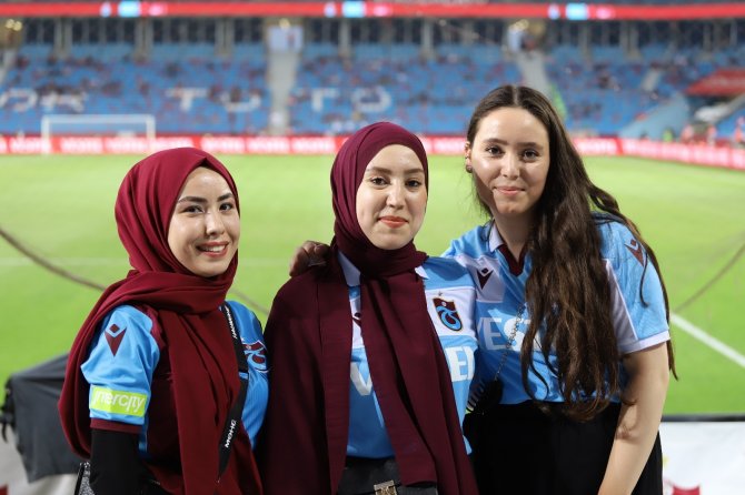 Uefa Konferans Lig: Trabzonspor: 1 - Molde Fk: 1 (İ̇lk Yarı)