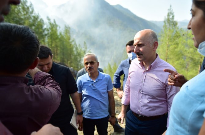 Ulaştırma Bakanı Karaismailoğlu: “En Kısa Sürede Afetin İzlerini Ortadan Kaldıracağız”