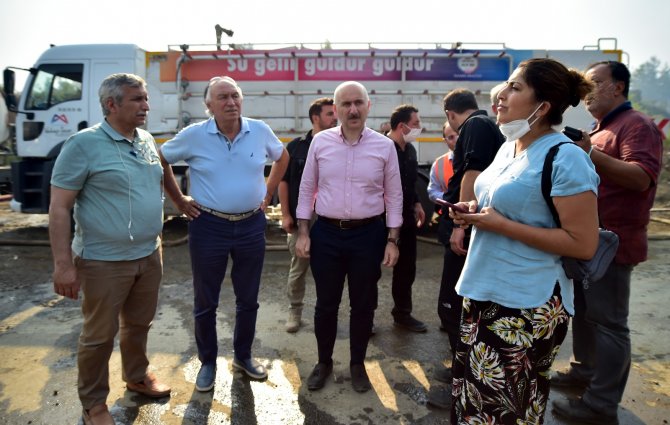 Ulaştırma Bakanı Karaismailoğlu: “En Kısa Sürede Afetin İzlerini Ortadan Kaldıracağız”