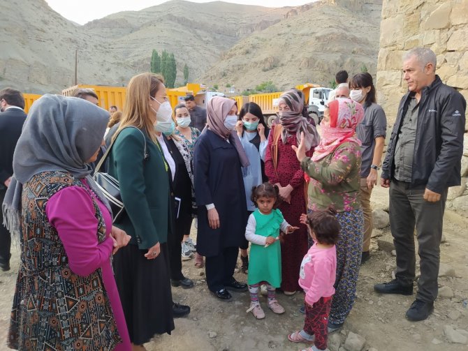 Ak Parti’li Usta: “Selde Ağır Hasar Alan Ve Yıkılan Evler Daha Güvenli Yerde Yapılacak”