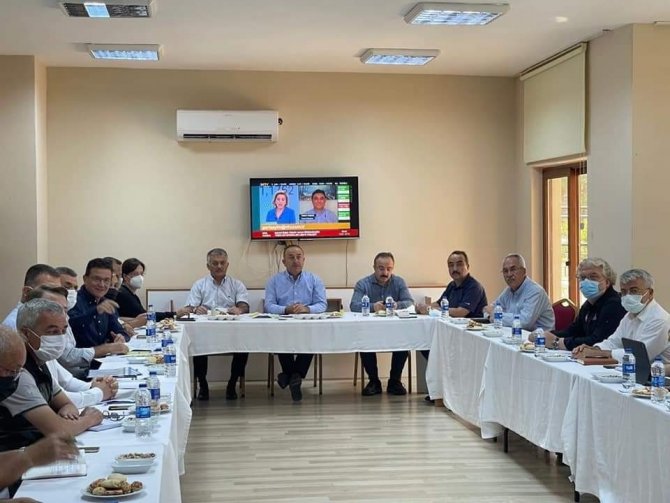 Çavuşoğlu: “Çiftçimizin Uğradığı Tüm Zararları Karşılamak İçin Yoğun Bir Şekilde Çalışıyoruz”