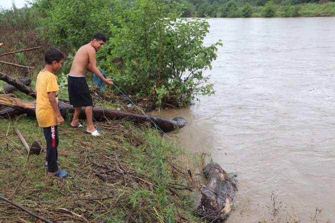 Sel Kimine Çile Kimine İse Fırsat Oldu
