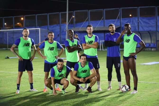 Adana Demirspor’un Fenerbahçe Mesaisi Sürüyor