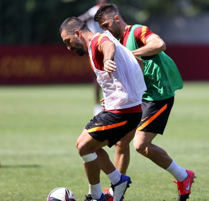 Galatasaray, St. Johnstone Maçı Hazırlıklarını Sürdürdü