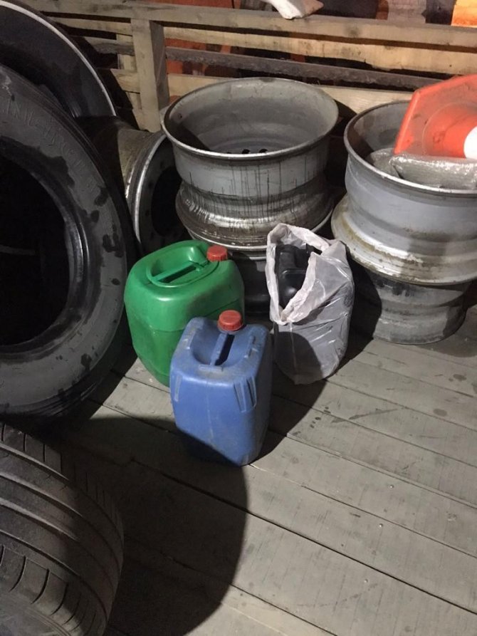 Şantiyeden Mazot Çaldılar, Piyasadan Ucuza Satmak İsterken Yakalandılar