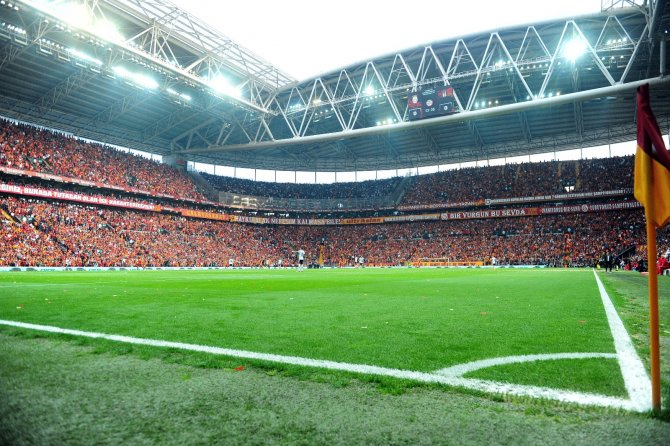 Süper Lig’de 13 İlden 20 Takım 20 Statta Oynayacak