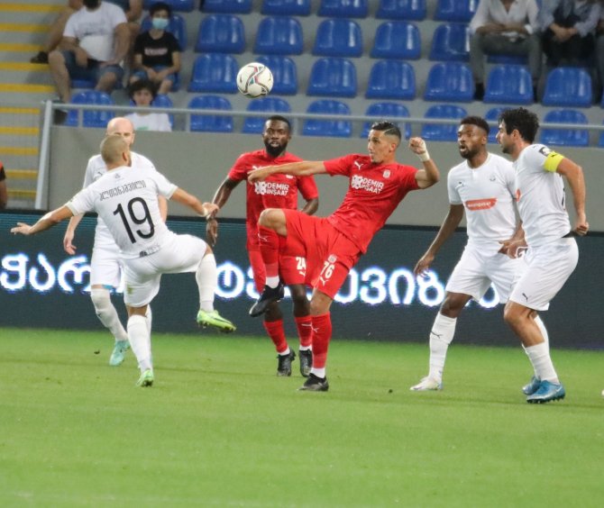 Sivasspor, Dinamo Batumi’yi Ağırlayacak