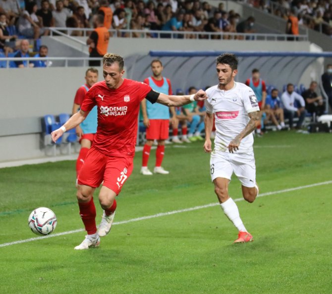 Sivasspor, Dinamo Batumi’yi Ağırlayacak