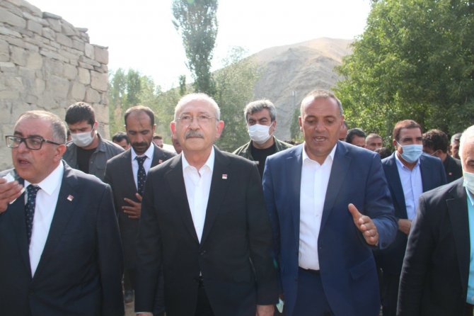 Chp Genel Başkanı Kılıçdaroğlu Van’daki Sel Bölgesinde