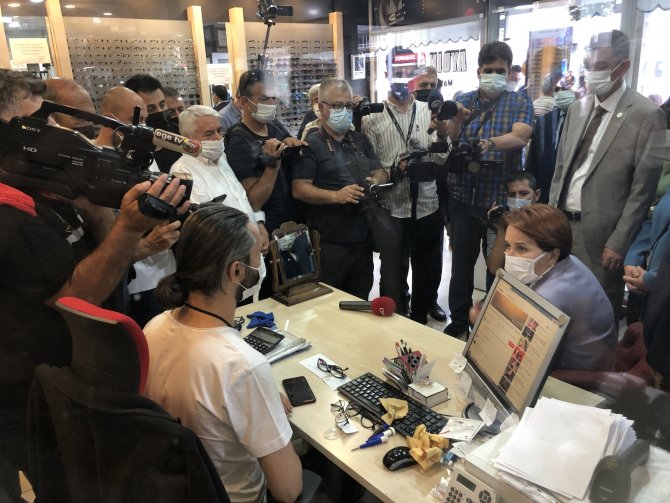 İ̇yi̇ Parti Genel Başkanı Akşener, Erzincan’da Esnaf Ziyareti Yaptı