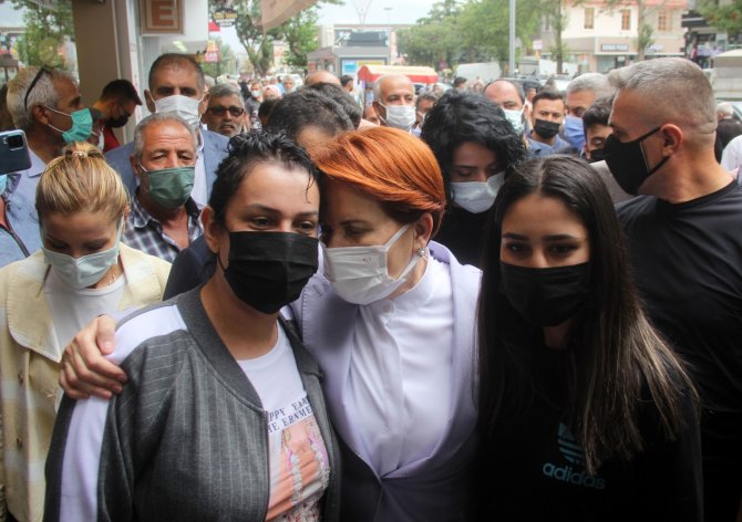 İ̇yi̇ Parti Genel Başkanı Akşener, Erzincan’da Esnaf Ziyareti Yaptı
