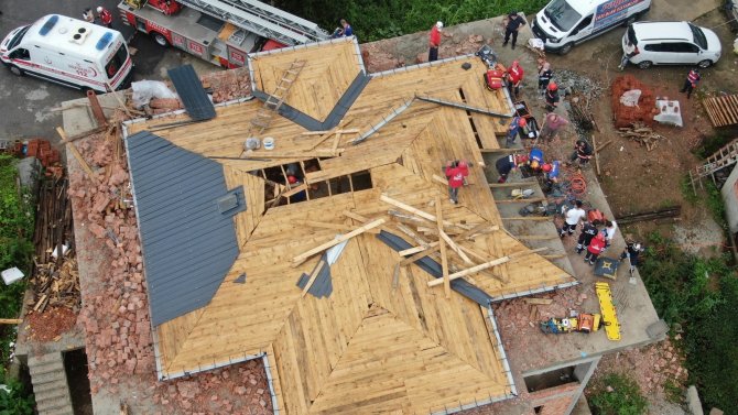 Enkaz Altında Kalan İşçilerin Kimlikleri Belli Oldu