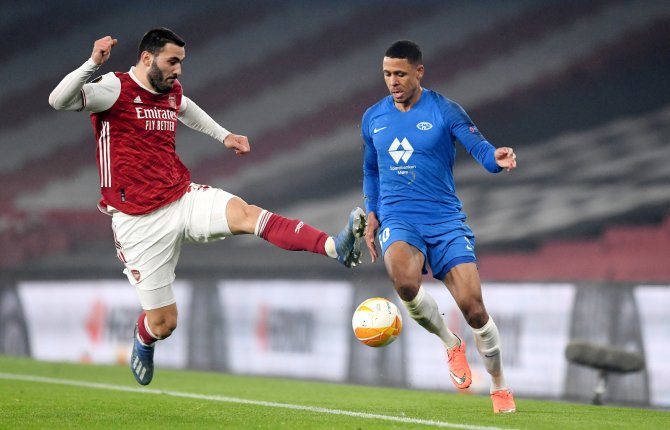 Kolasinac’a Roma Ve Milan Da Talip