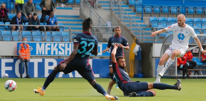 Uefa Konferans Ligi: Molde Fk: 0 - Trabzonspor: 0 (İ̇lk Yarı)