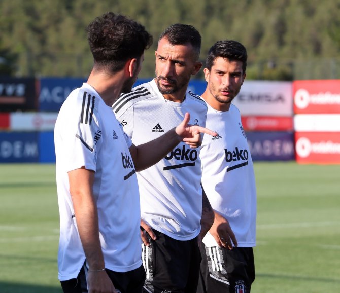 Rachid Ghezzal Antrenmana Çıktı