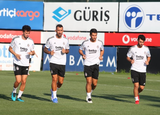 Rachid Ghezzal Antrenmana Çıktı