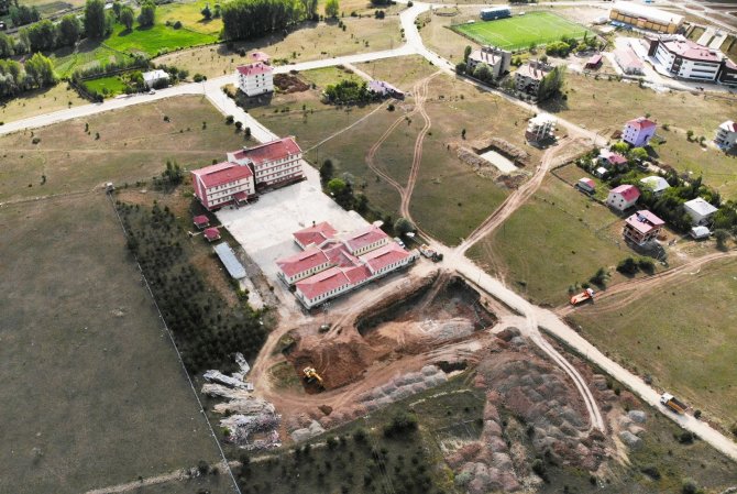 Depremde Yıkım Kararı Çıkan Yurt Binası Yeniden Yapılıyor