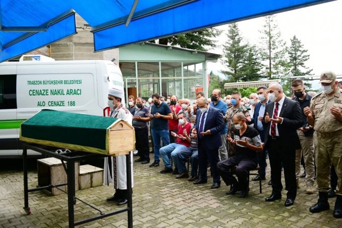 Maganda Kurşunu İle Hayatını Kaybeden 15 Yaşındaki Emir’in Cenazesi İ̇stanbul’a Gönderildi